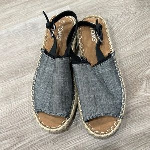 Brand new - Toms Espadrilles